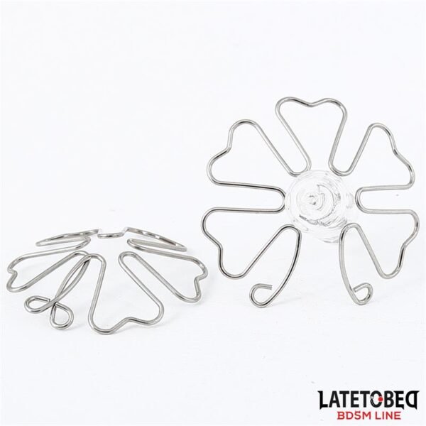 LATETOBED BDSM LINE Accesorio para Pezones en Forma de Flor - Imagen 3